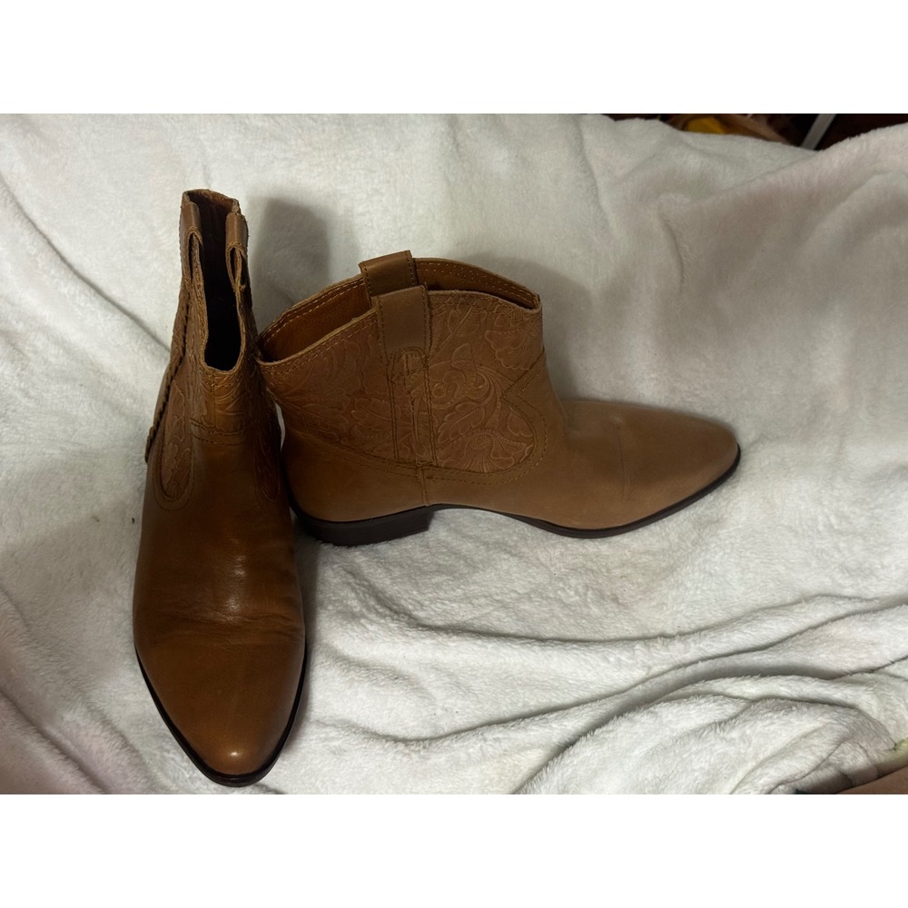 Lucky Brand Womens Tan Leather Floral Embossed Western Ankle Boots Size 8M